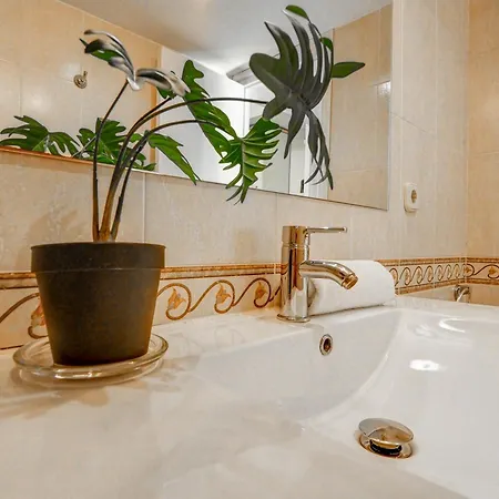Diamond By Hello Homes