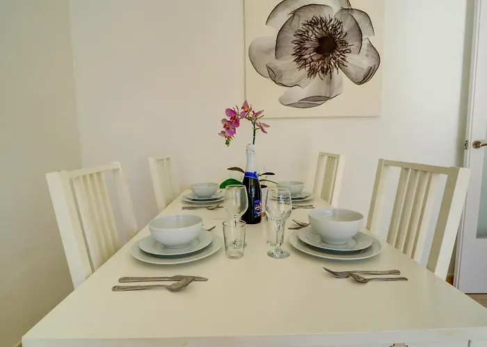 Diamond By Hello Homes Sitges
